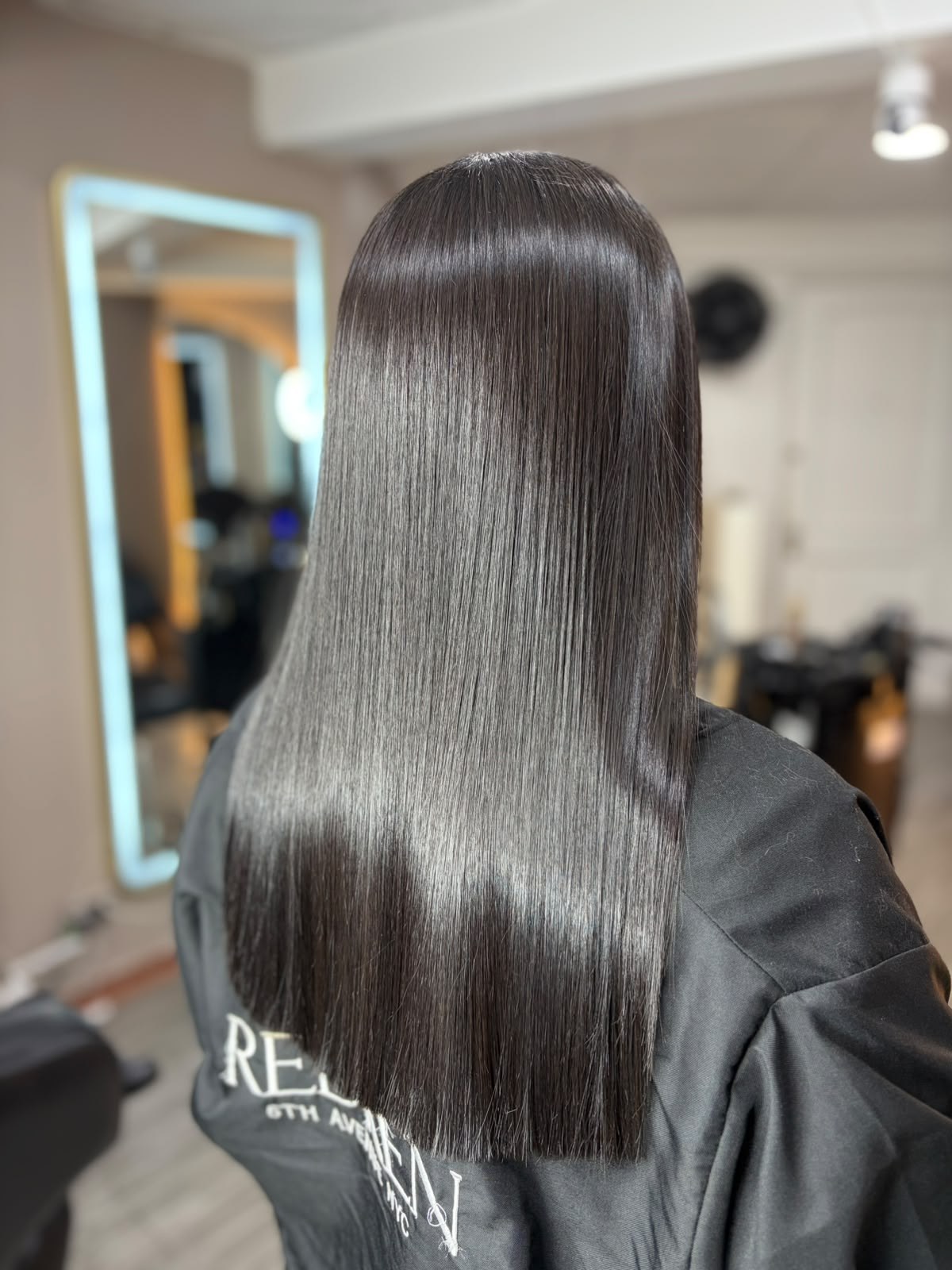Alisado orgánico con nanotecnología realizado en Vall Studio Boutique