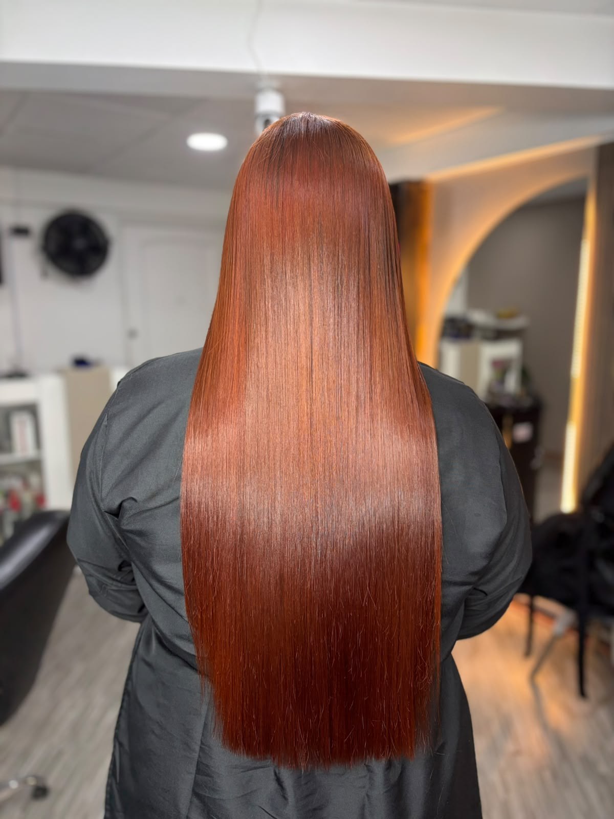 Efecto Espejo con nanotecnología realizado en Vall Studio Boutique